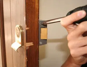Locksmith Store San Diego, CA 619-213-1553 - change-locks-service